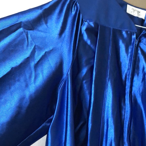 Unisex blue graduation gown - Picture 3 of 6